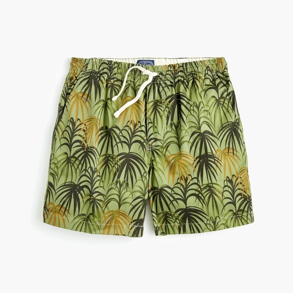 J. Crew Green Dock short in raining palm print Size: Small